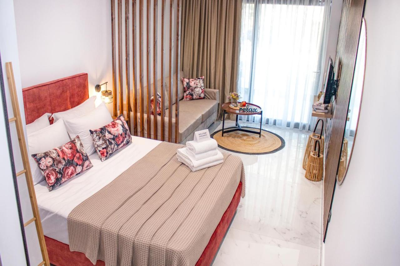 Live The Luxe Apartment Kallithea  Exterior foto