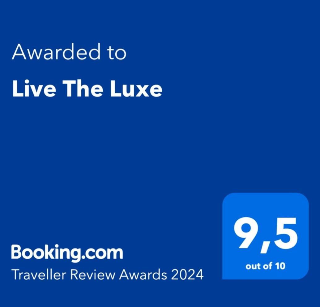 Live The Luxe Apartment Kallithea  Exterior foto